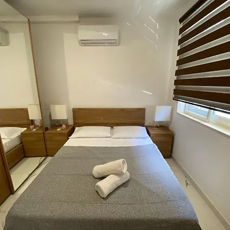 Apartment Msida, Space And Comfort For 6