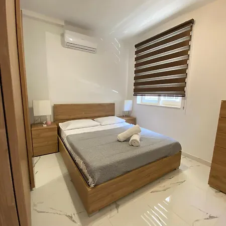 아파트 Msida, Space And Comfort For 6 *