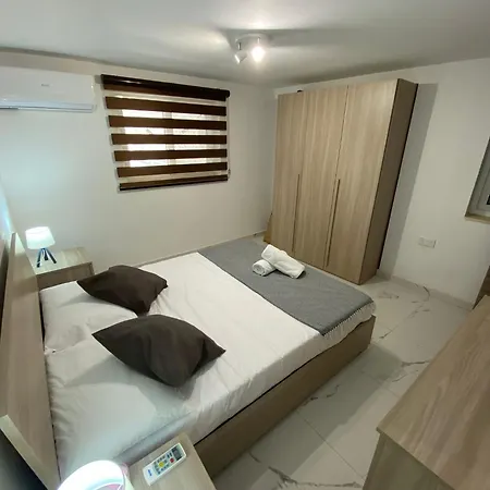 Msida, Space And Comfort For 6 Apartment Msida