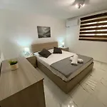 Msida, Space And Comfort For 6 * Msida