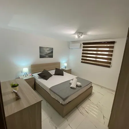 Apartment Msida, Space And Comfort For 6 Msida