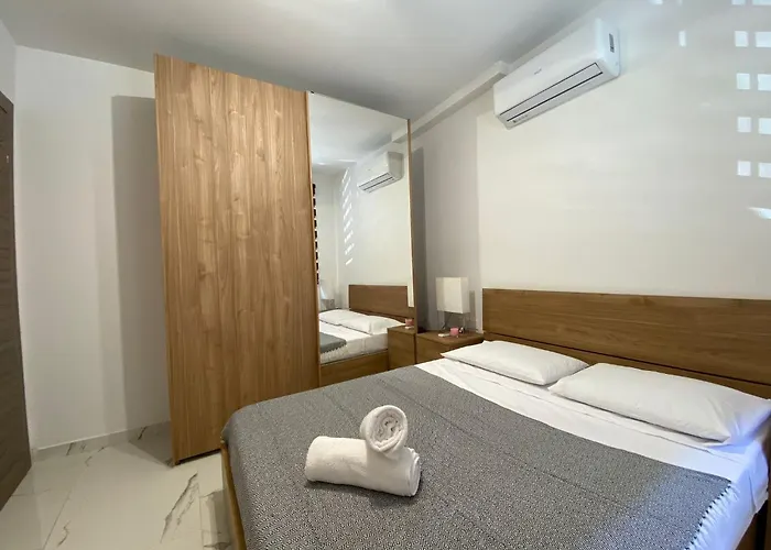 Msida, Space And Comfort For 6
