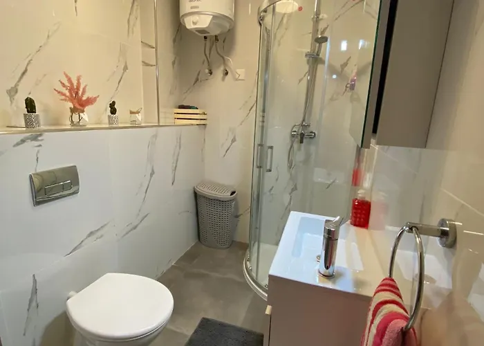 Msida, Space And Comfort For 6 *