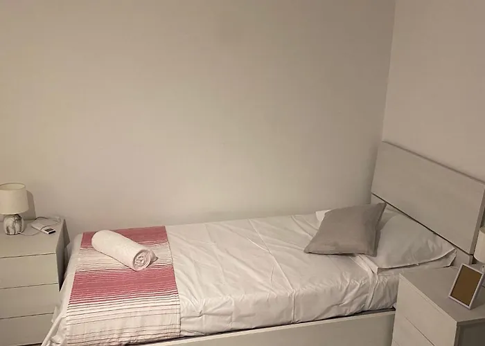 Msida, Space And Comfort For 6 *